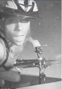 Selfie FAIL! Australian Bicyclist Steals a CCTV Camera, unwittingly taking and effectively delivering a Selfie to the Police