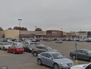 OH Man Convicted of Theft Choses to Wear a sign that says “I am a thief” 8 hours a Day for 10 Days in front of Walmart that h